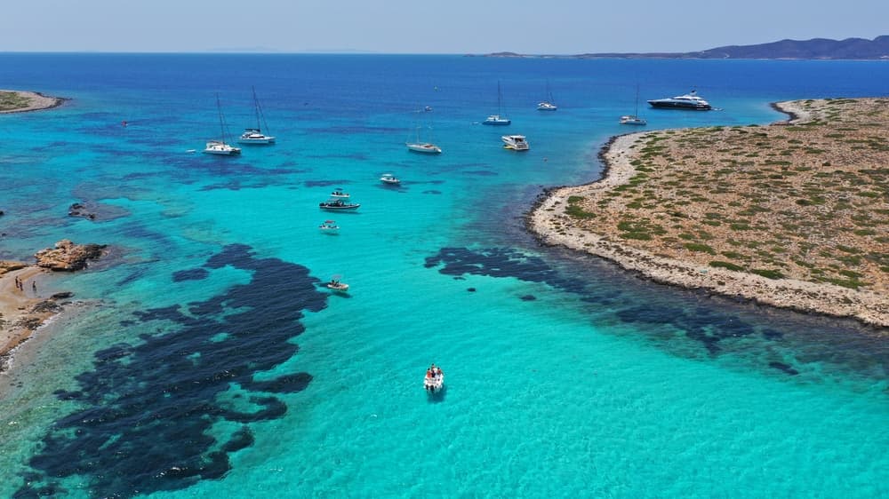 Antiparos & Panteronisi from Mykonos | Private 8-hour yacht experience