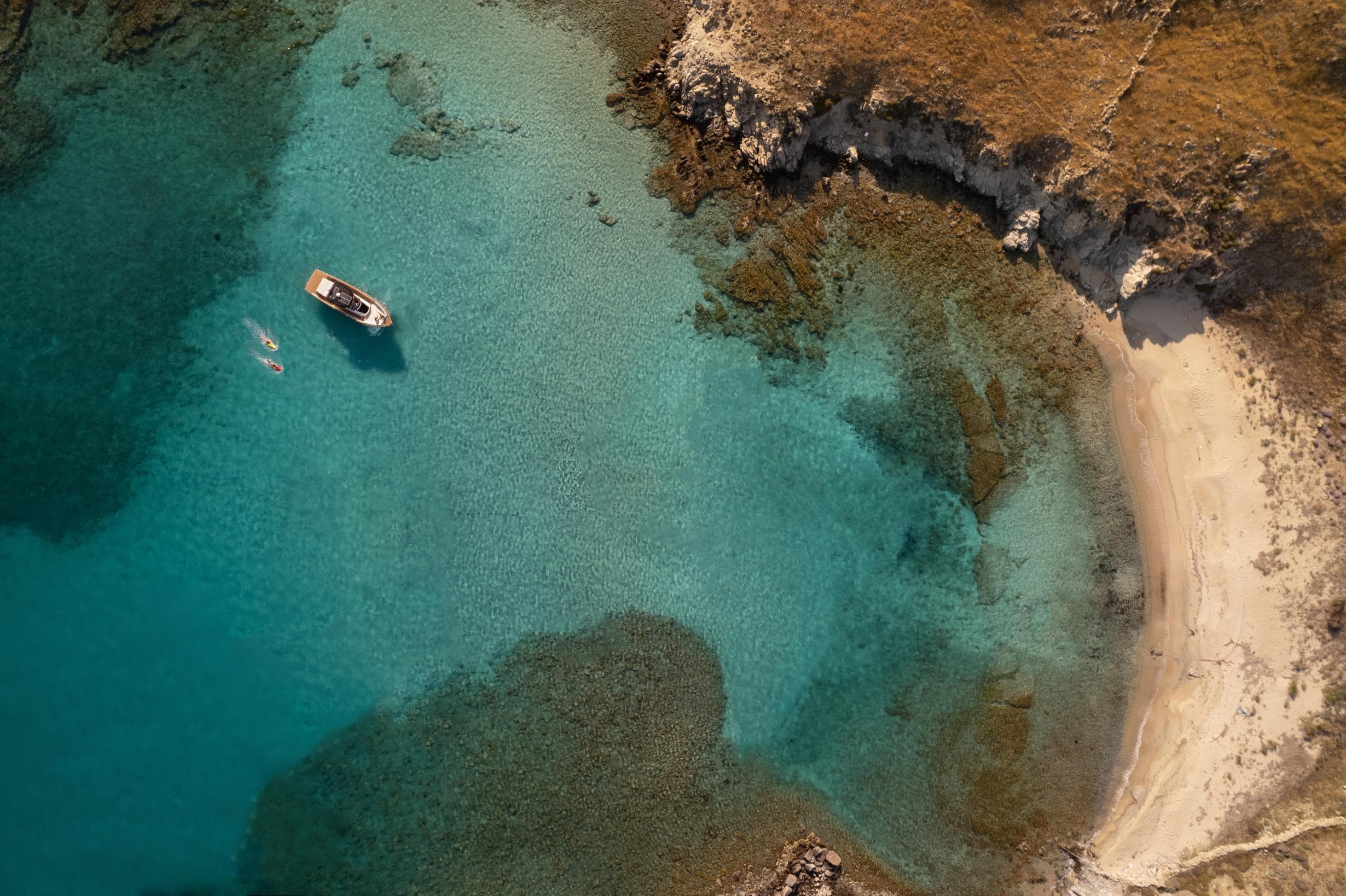 Rhenia, Delos & Mykonos Southern Coast | Private 8-hour yacht experience