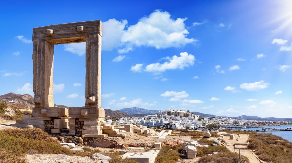 Naxos from Paros | Private 8-hour yacht experience