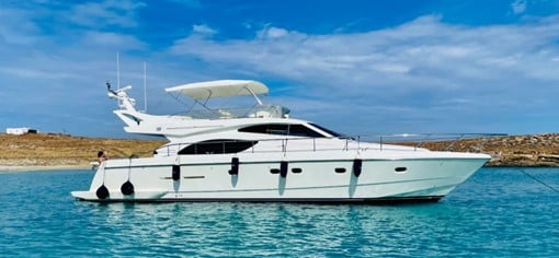 Experiences aboard - Ferretti 53 Flybridge