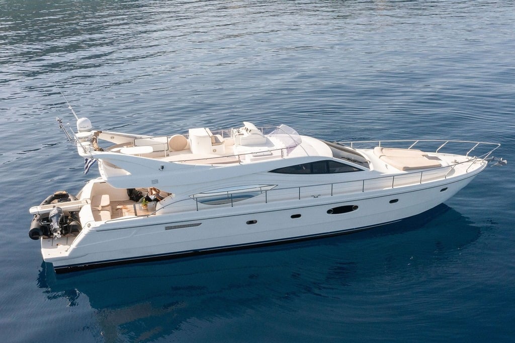 Experiences aboard - Ferretti 550 Flybridge