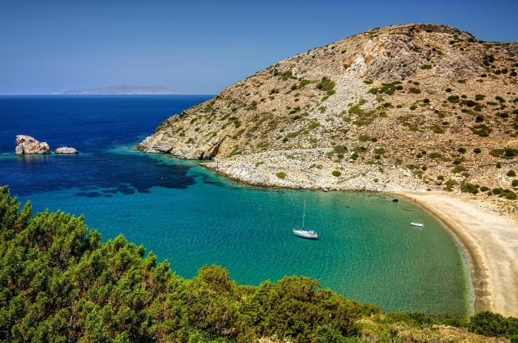 syros_resized.jpg